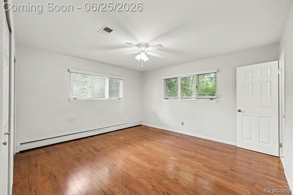 3750 Beach Road Troy, MI 48084 - Photo 18 of 27