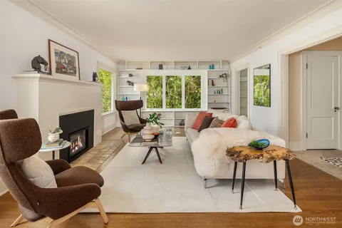 $1,950,000 | 412 36th Avenue, Seattle, WA 98122