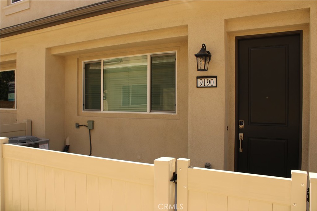 9190 Connolly Lane Riverside, CA 92503 - Photo 2 of 40