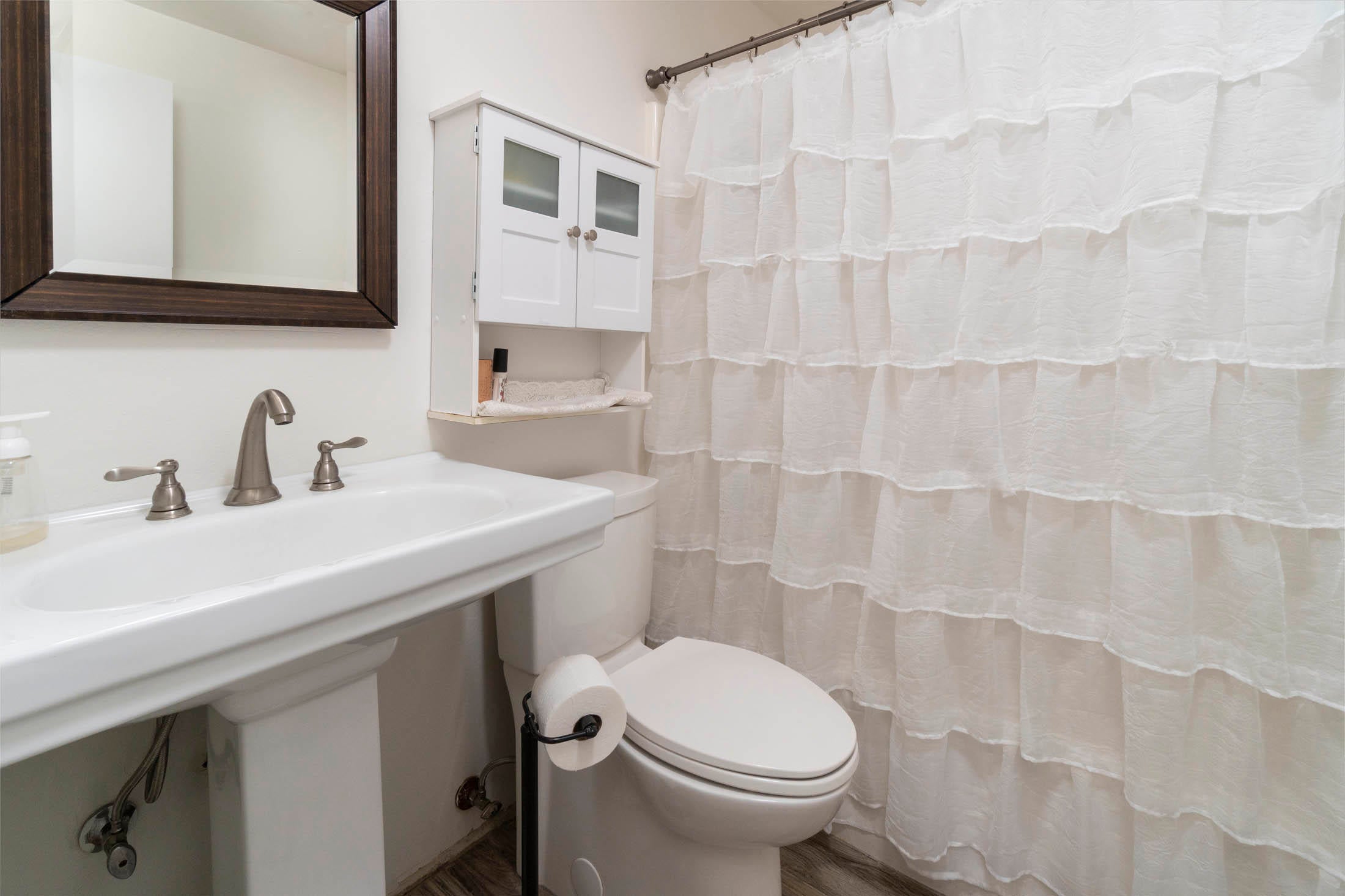 3243 Southwest Pumice Avenue Redmond, OR 97756 - Photo 8 of 24 3243 SW Pumice Av_0027 copy