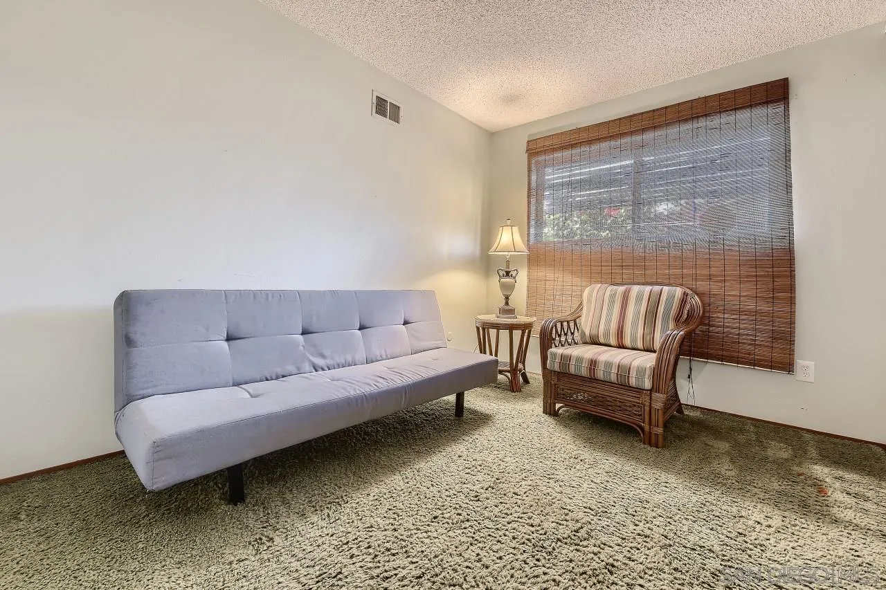 10127 Toledo Road Spring Valley, CA 91977 - Photo 12 of 26 Gallery Image 12