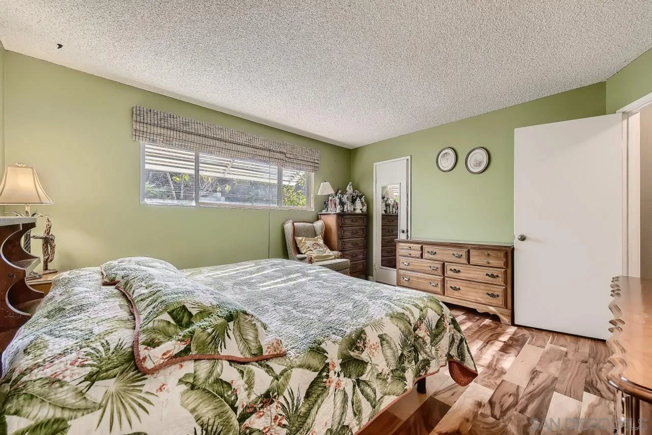 10127 Toledo Road Spring Valley, CA 91977 - Photo 10 of 26 Gallery Image 10