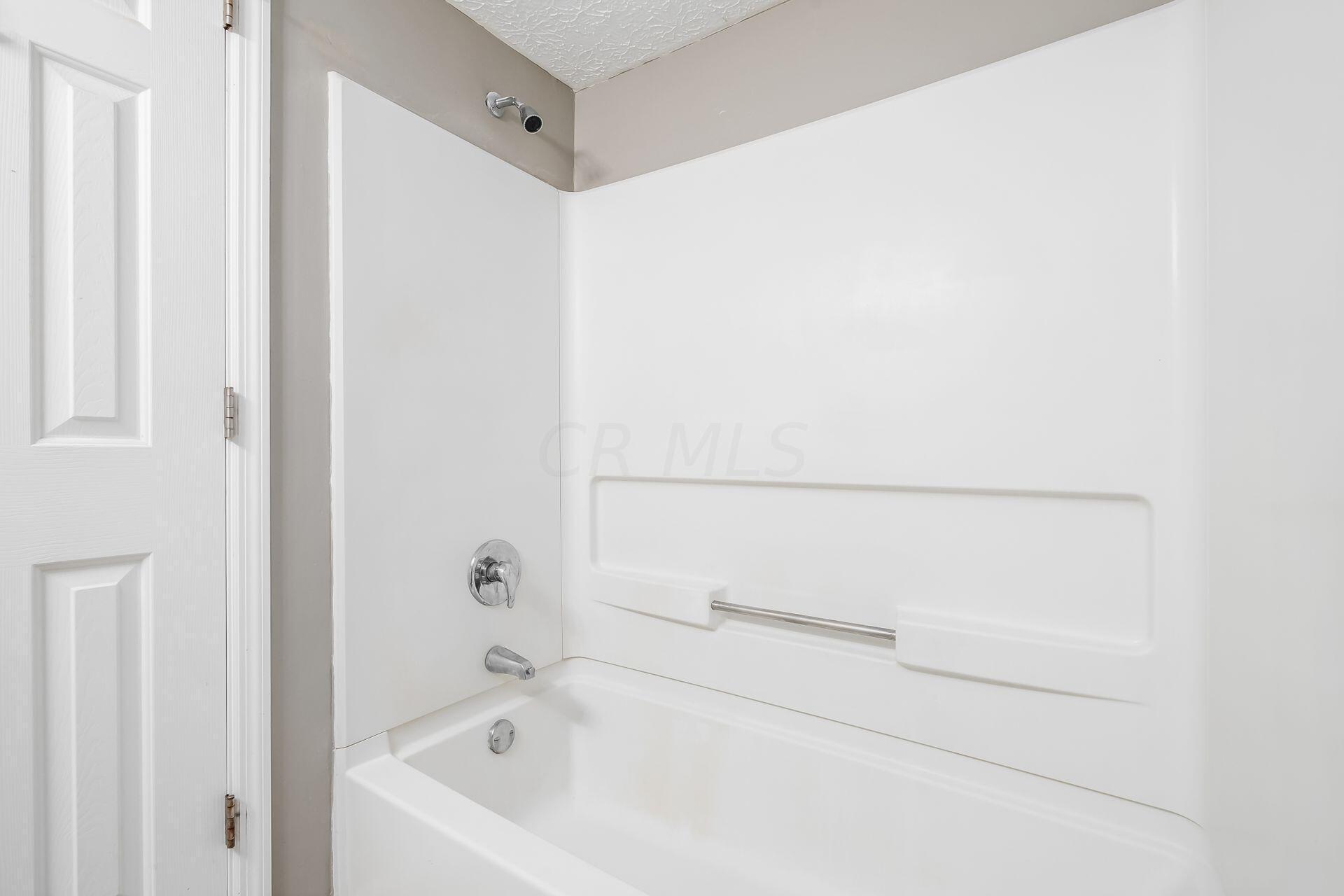 5300 Darlington Road, Unit D Columbus, OH 43220 - Photo 21 of 26