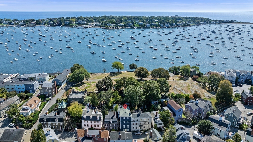 29 Front Street, Unit 2 Marblehead, MA 01945 - Photo 36 of 38 a view of a city