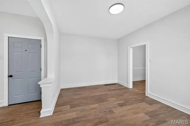 $1,350 | 5803 South Kings Highway Boulevard, Unit 1N, St. Louis, MO 63109