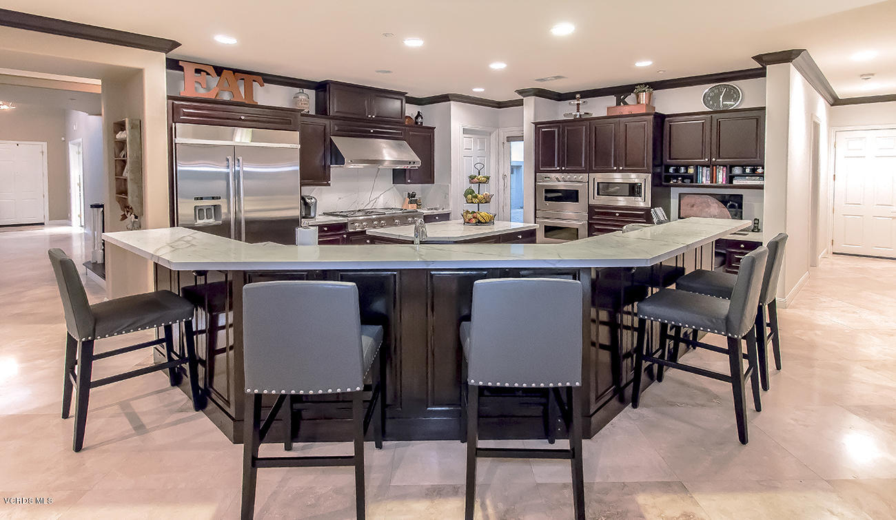 12006 Nelson Road Moorpark, CA 93021 - Photo 18 of 89 27Kitchen
