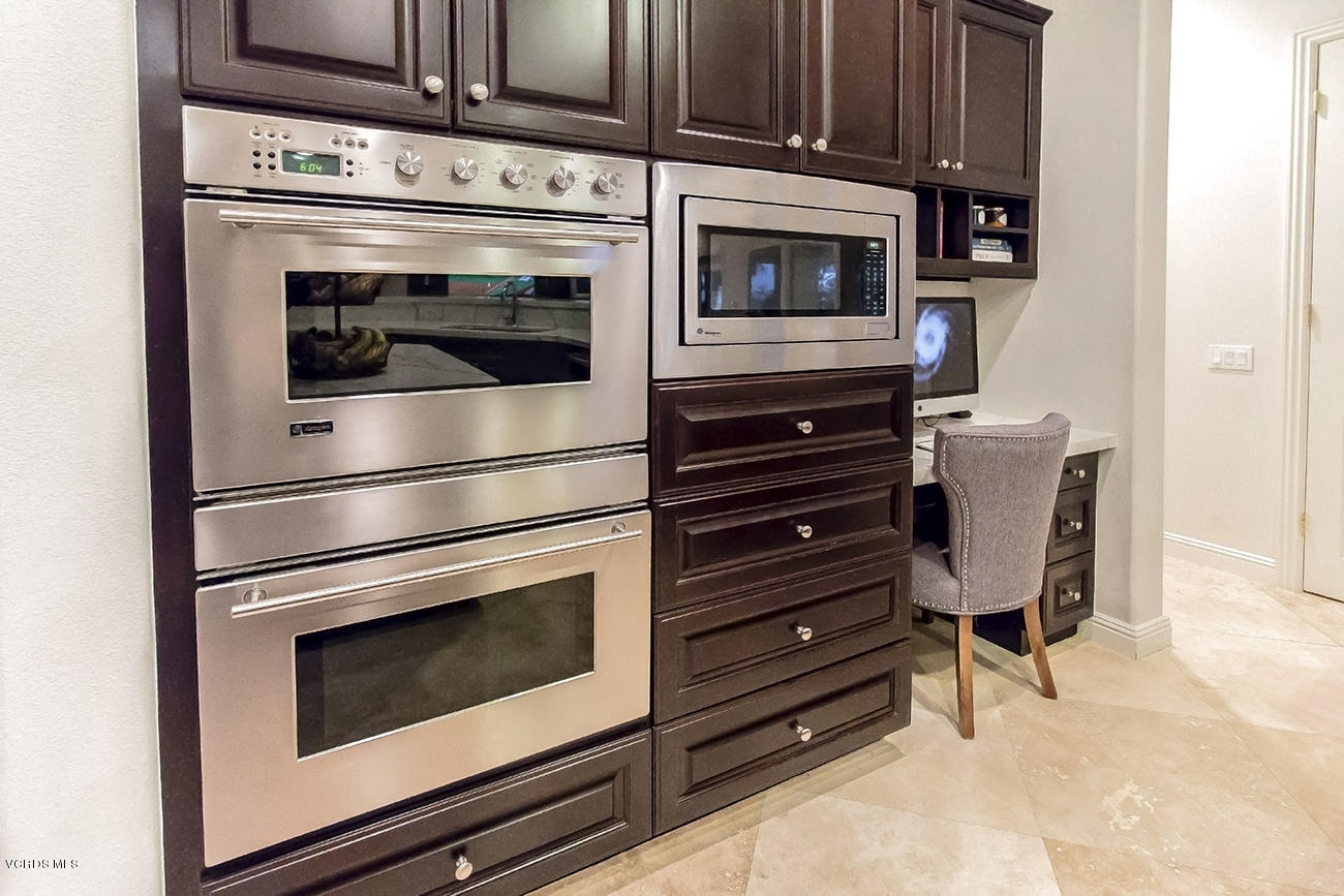 12006 Nelson Road Moorpark, CA 93021 - Photo 21 of 89 31Kitchen