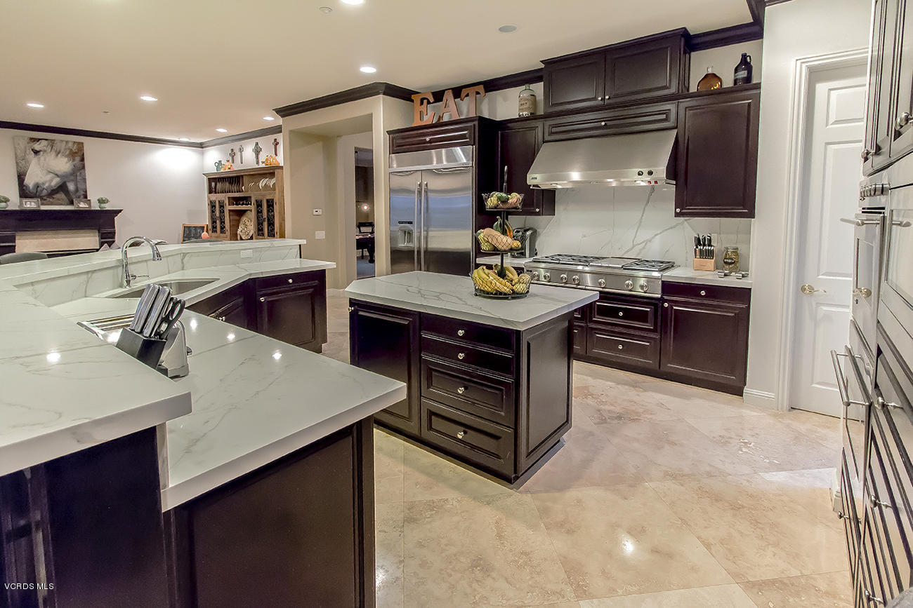 12006 Nelson Road Moorpark, CA 93021 - Photo 22 of 89 32Kitchen