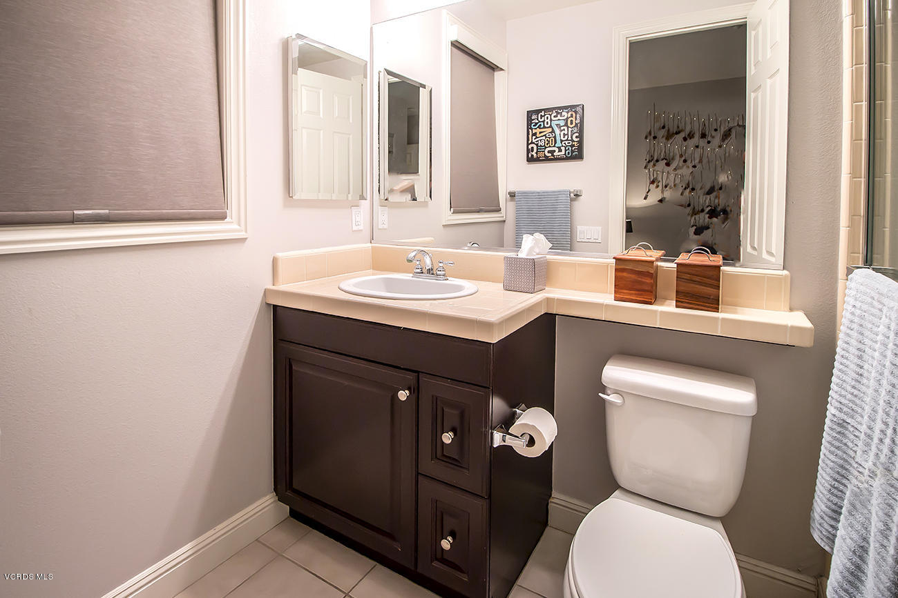 12006 Nelson Road Moorpark, CA 93021 - Photo 27 of 89 37Downstairs Bedroom2 with Attached Bath