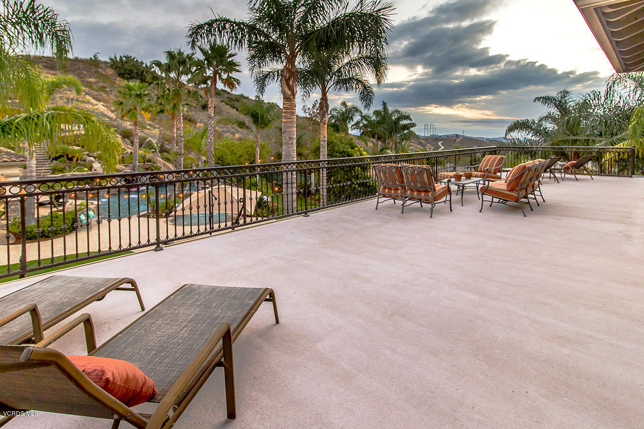12006 Nelson Road Moorpark, CA 93021 - Photo 44 of 89 56Master Balcony