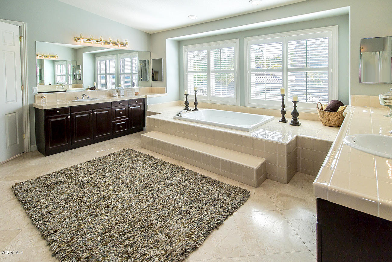12006 Nelson Road Moorpark, CA 93021 - Photo 51 of 89 60g Master Bath NEW