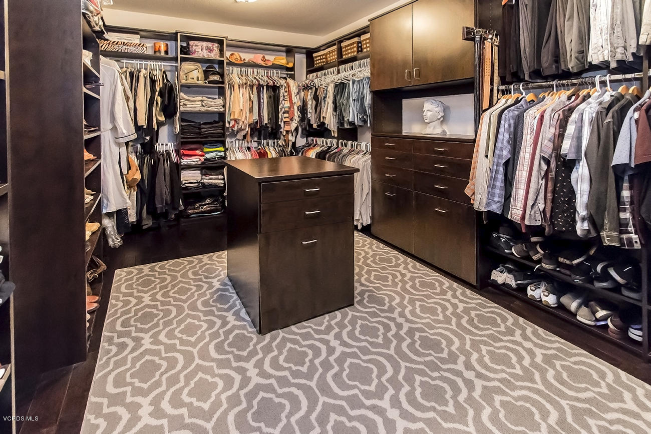 12006 Nelson Road Moorpark, CA 93021 - Photo 58 of 89 66Master Closet