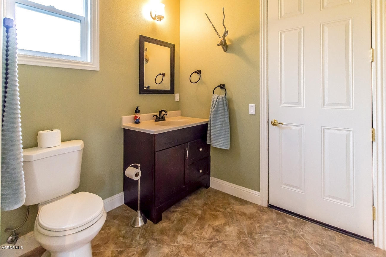 12006 Nelson Road Moorpark, CA 93021 - Photo 67 of 89 75Guest House