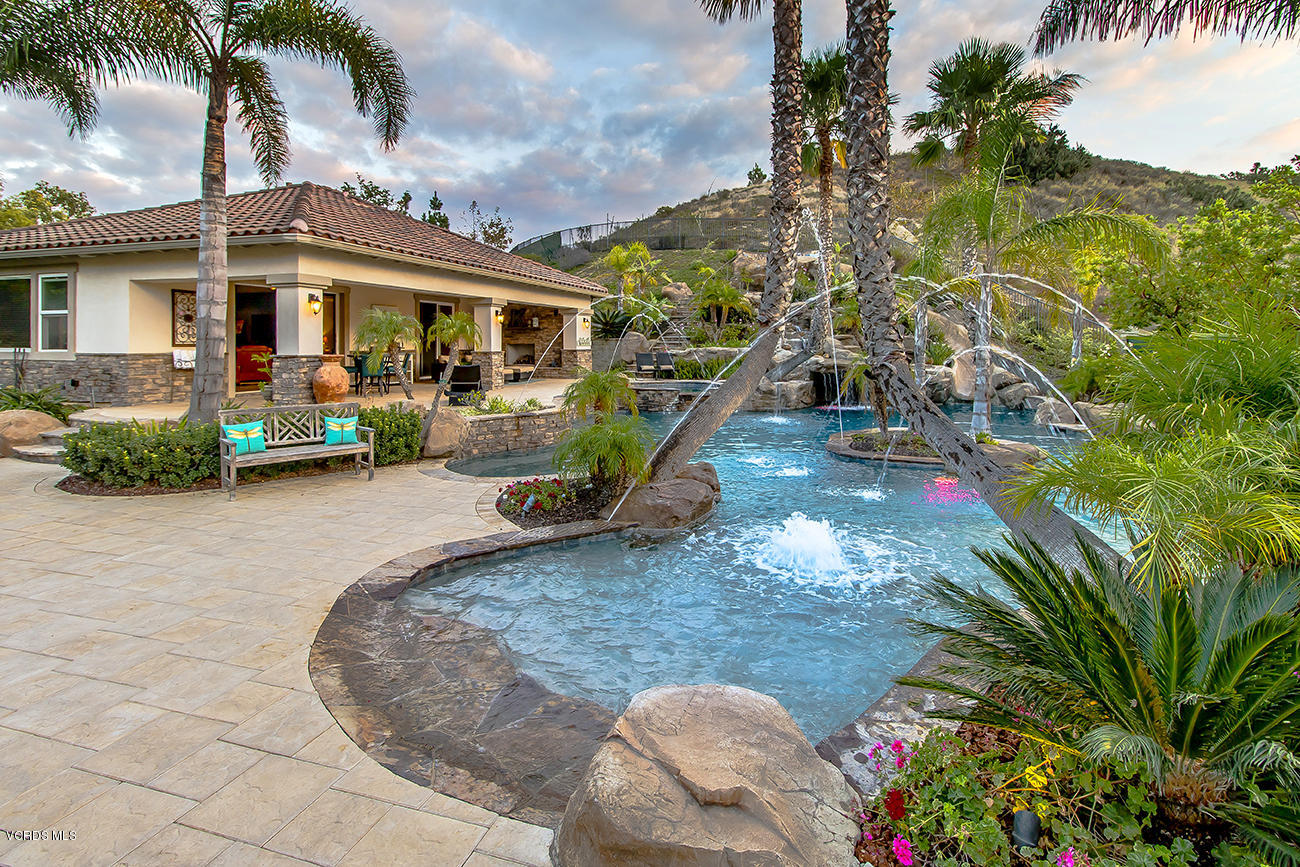 12006 Nelson Road Moorpark, CA 93021 - Photo 74 of 89 85Backyard