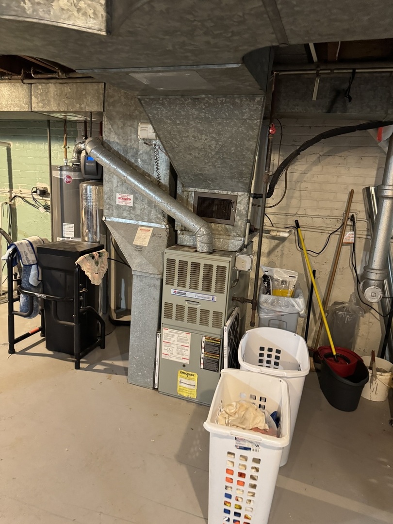 7836 Monitor Avenue Burbank, IL 60459 - Photo 8 of 26 a view of storage and utility room
