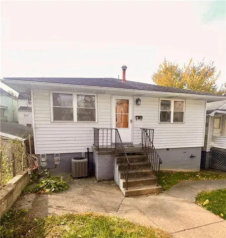 $800 | 22 Lemon Street, Uniontown, PA 15401