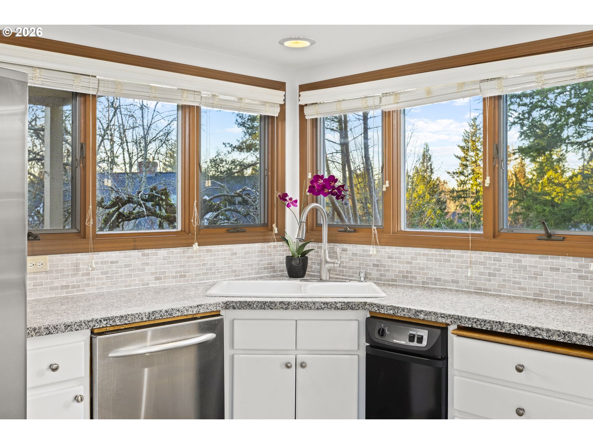 13187 Northwest Burton Street Portland, OR 97229 - Photo 13 of 48