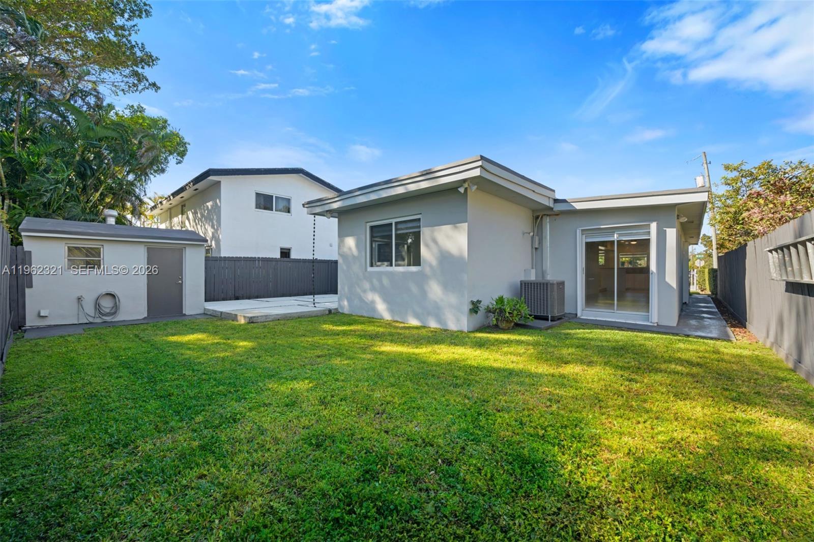 1811 Southwest 18th Avenue Miami, FL 33145 - Photo 24 of 25