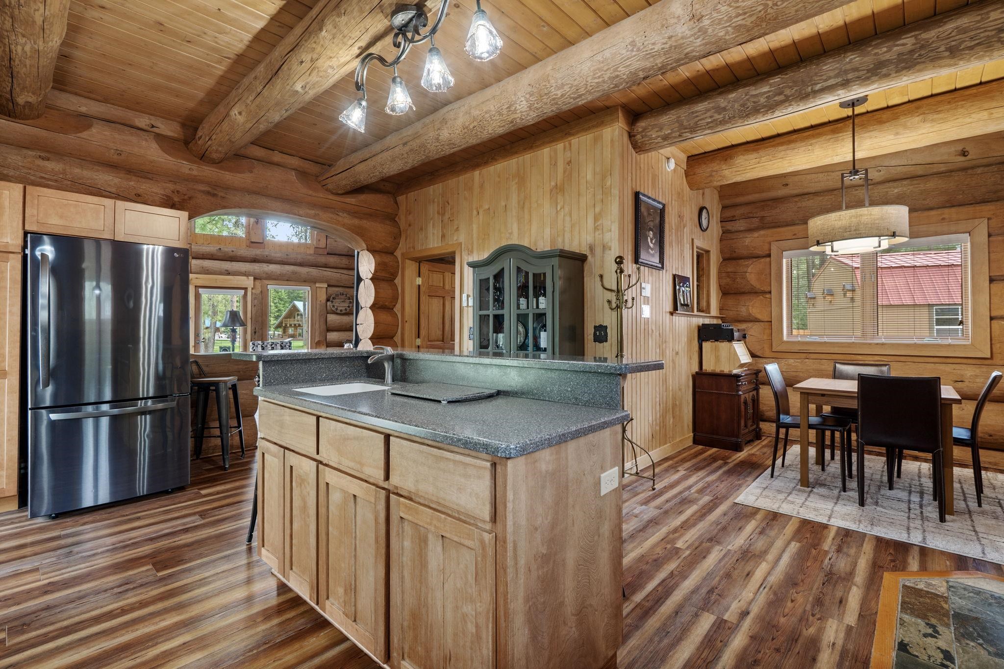 133 West Trappers Loop Chewelah, WA 99109 - Photo 11 of 50