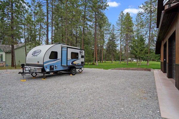 $825,000 | 133 West Trappers Loop, Chewelah, WA 99109