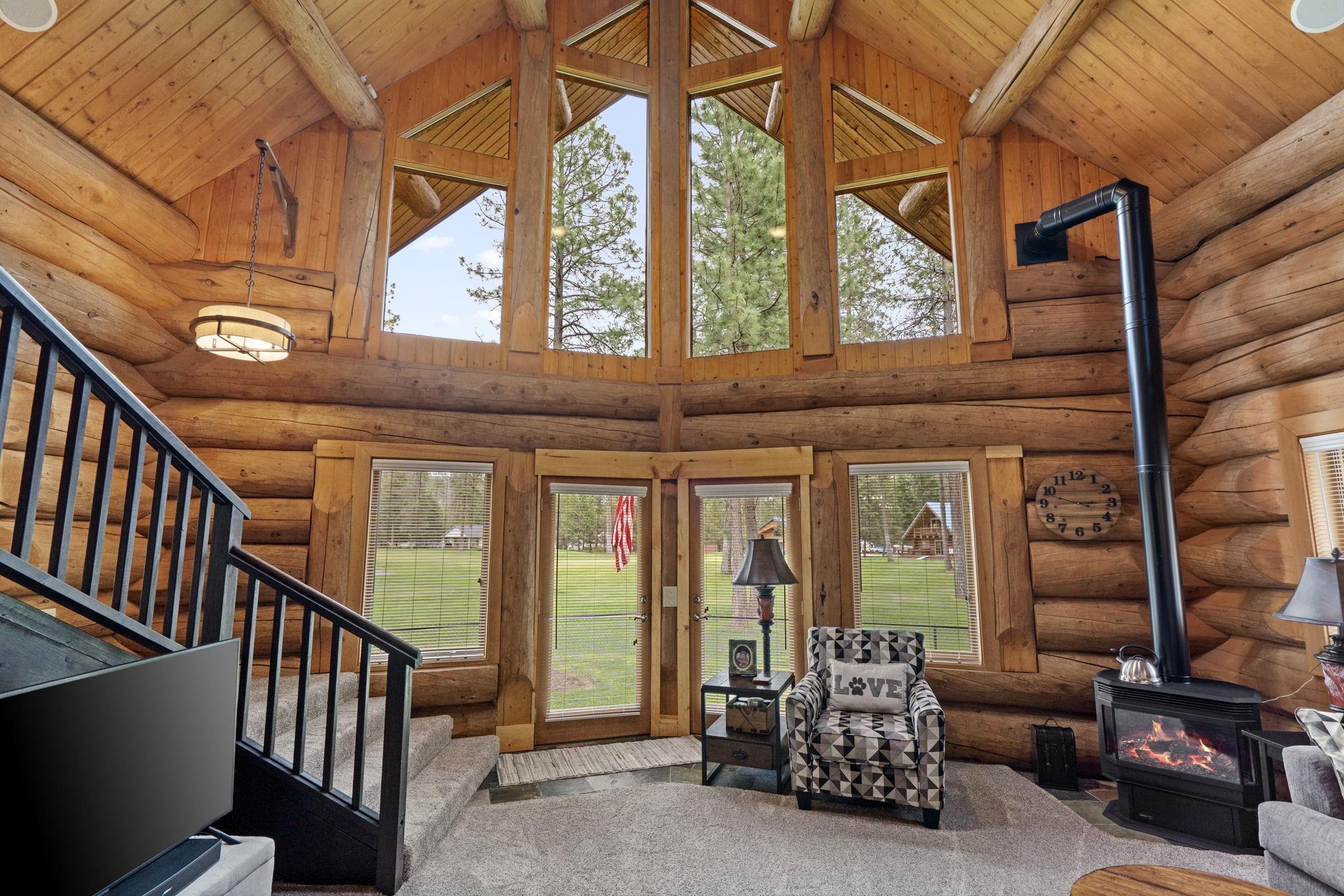 133 West Trappers Loop Chewelah, WA 99109 - Photo 4 of 50
