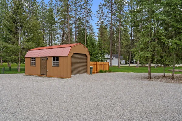 $825,000 | 133 West Trappers Loop, Chewelah, WA 99109