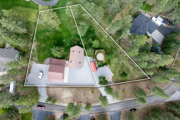 $825,000 | 133 West Trappers Loop, Chewelah, WA 99109