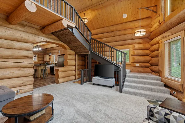 $825,000 | 133 West Trappers Loop, Chewelah, WA 99109