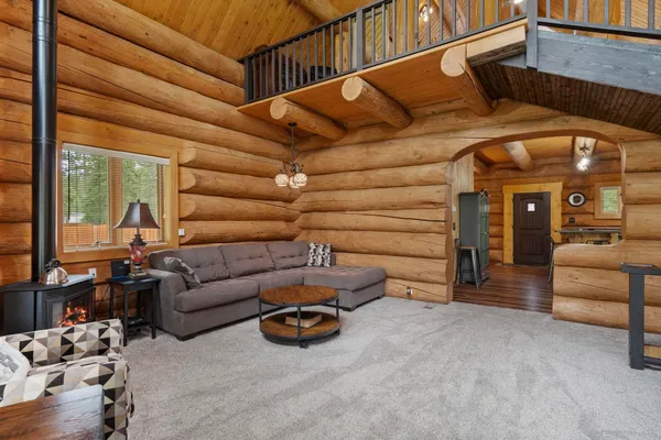 $825,000 | 133 West Trappers Loop, Chewelah, WA 99109