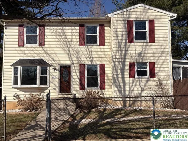 $2,400 | 401 North Filbert Street, Allentown, PA 18109