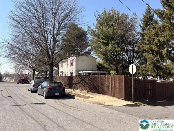 $2,400 | 401 North Filbert Street, Allentown, PA 18109