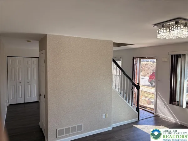 $2,400 | 401 North Filbert Street, Allentown, PA 18109