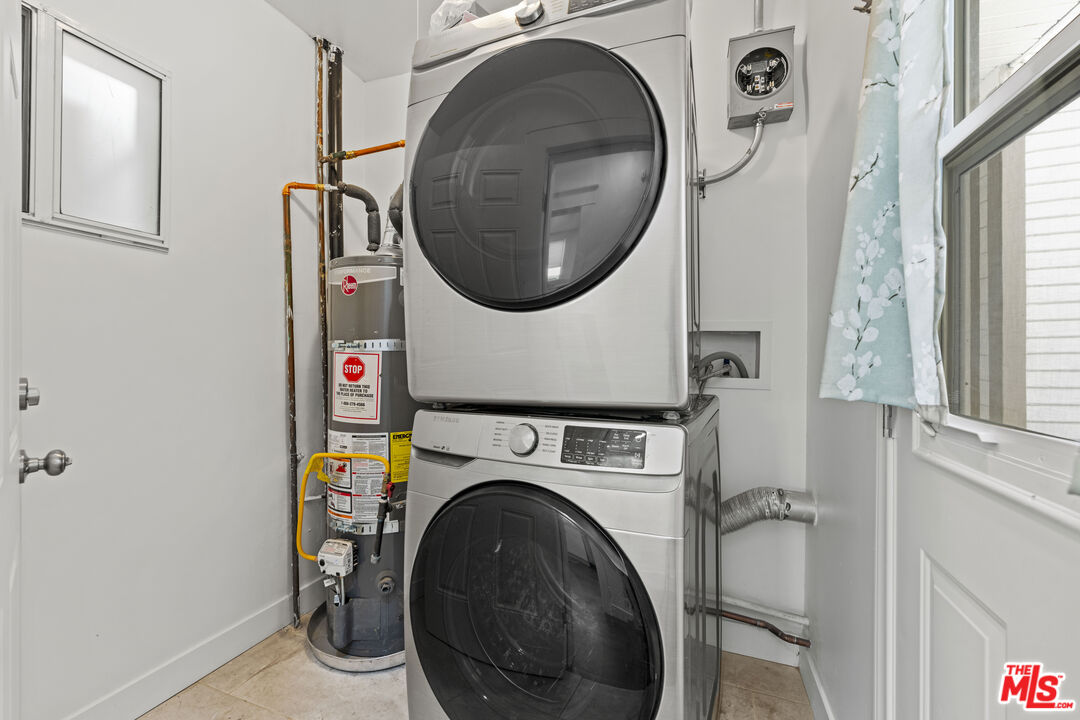 1215 5th Avenue Los Angeles, CA 90019 - Photo 15 of 22