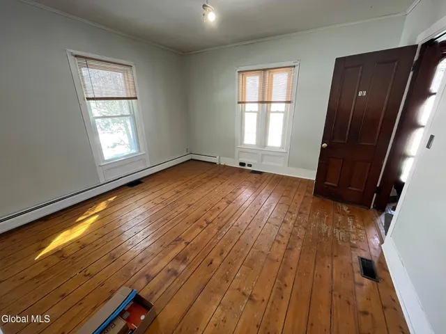 $1,225 | 372 Highway 43, Unit 1E, Stephentown, NY 12168