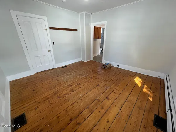 $1,250 | 372 Highway 43, Unit 1E, Stephentown, NY 12168