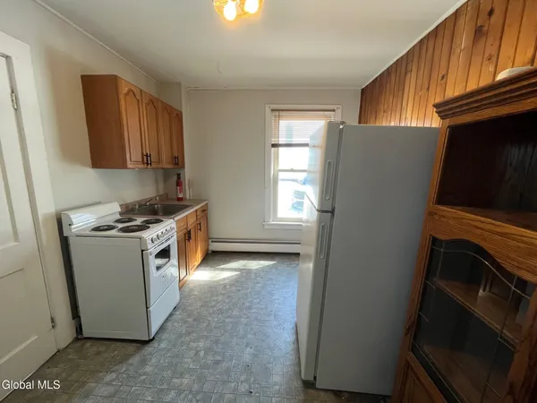 $1,250 | 372 Highway 43, Unit 1E, Stephentown, NY 12168