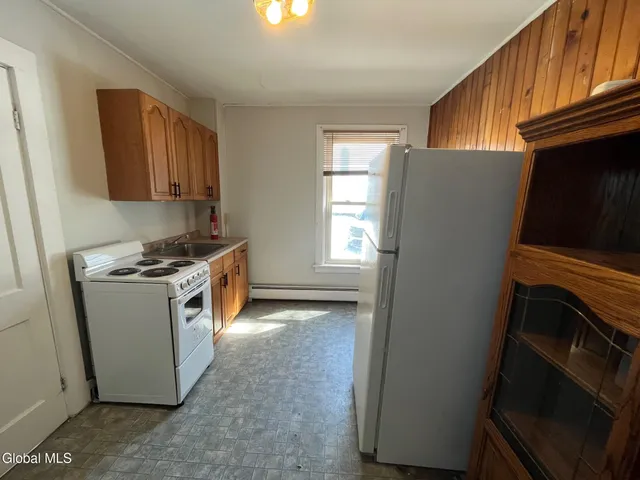 $1,225 | 372 Highway 43, Unit 1E, Stephentown, NY 12168