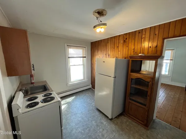 $1,250 | 372 Highway 43, Unit 1E, Stephentown, NY 12168