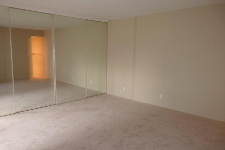111 Woodland Road Palm Springs, FL 33461 - Photo 11 of 24 MASTER BEDROOM