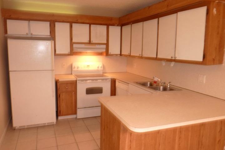 111 Woodland Road Palm Springs, FL 33461 - Photo 6 of 24 KITCHEN