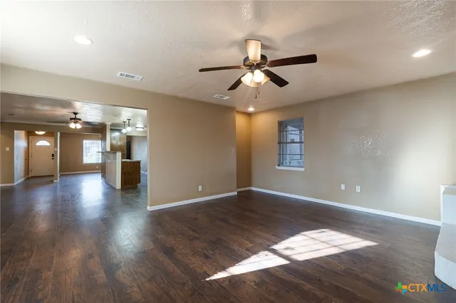 $1,450 | 1802 Sycamore Drive, Killeen, TX 76543