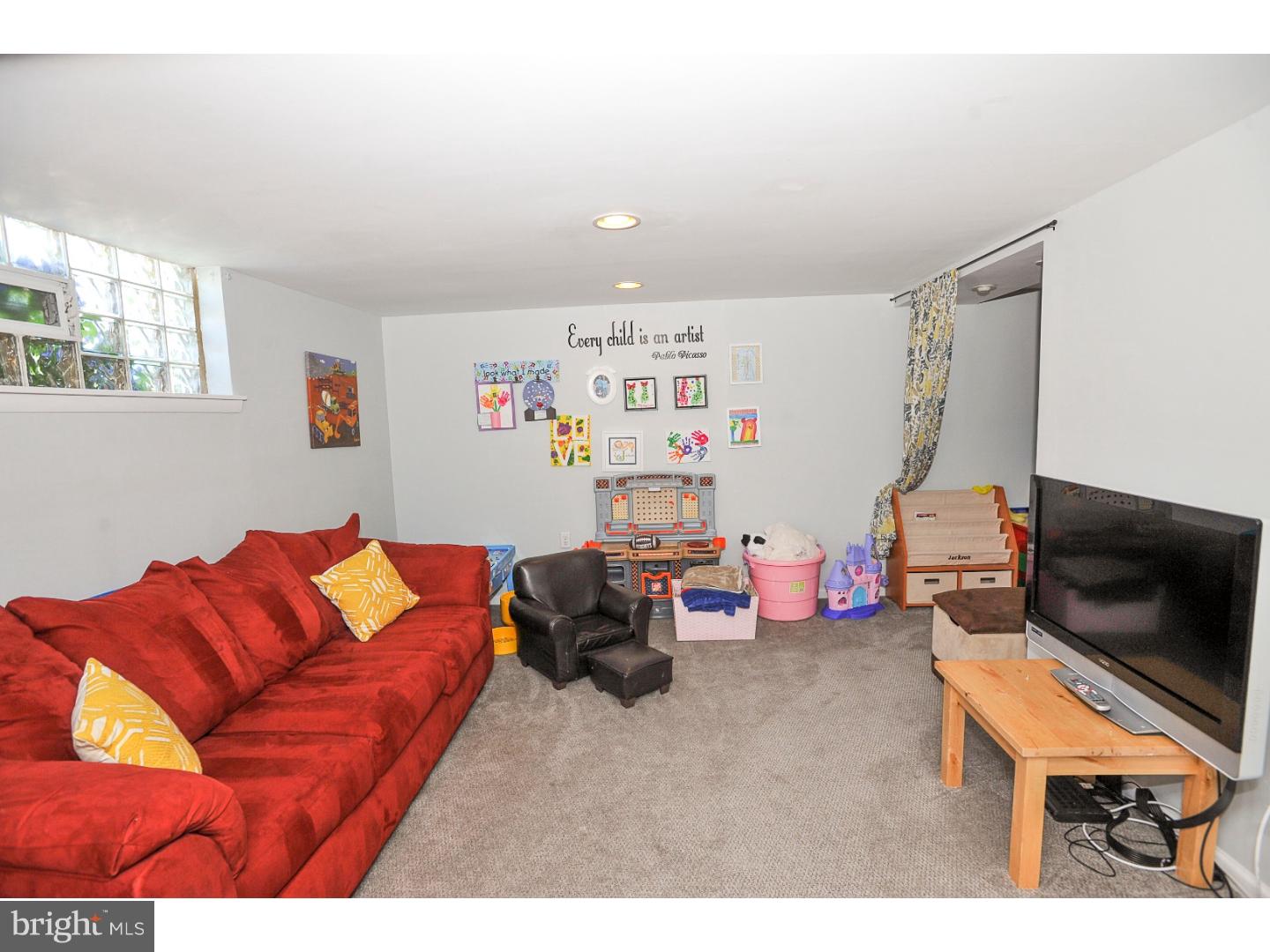15091 London Road Philadelphia, PA 19116 - Photo 22 of 25 Gallery Image 22