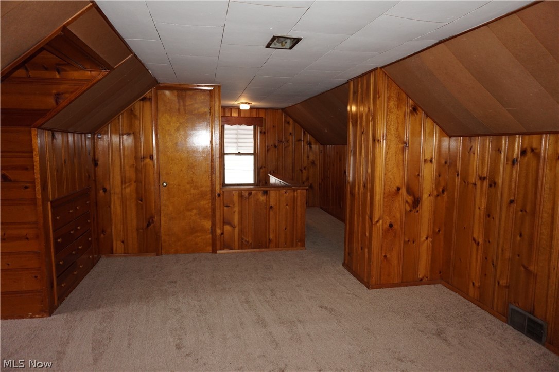 3802 Highland Road Cleveland, OH 44111 - Photo 16 of 24