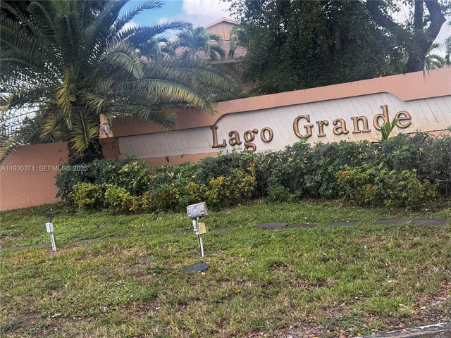 $280,000 | 6455 West 27th Avenue, Unit 4413, Hialeah, FL 33016
