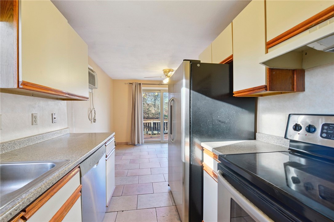 660 Point Judith Road, Unit C4 Narragansett, RI 02882 - Photo 9 of 31