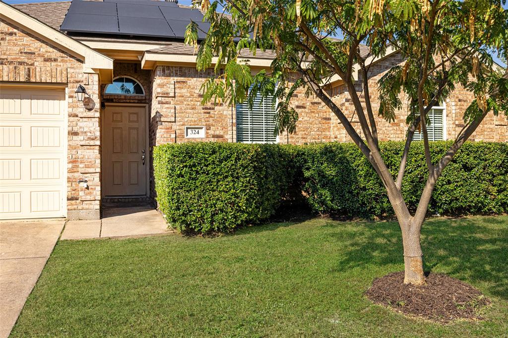 324 Meadow Ridge Drive Anna, TX 75409 - Photo 2 of 32 Paid off solar panels for the WIN!!!!