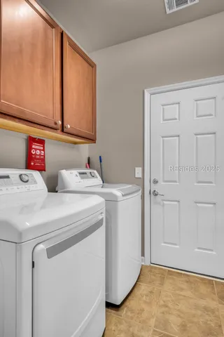 $425,000 | 10 Thomas Bee Drive, Bluffton, SC 29909