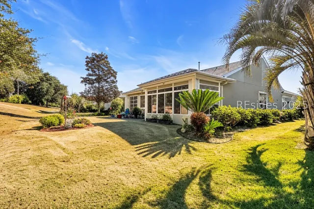 $425,000 | 10 Thomas Bee Drive, Bluffton, SC 29909
