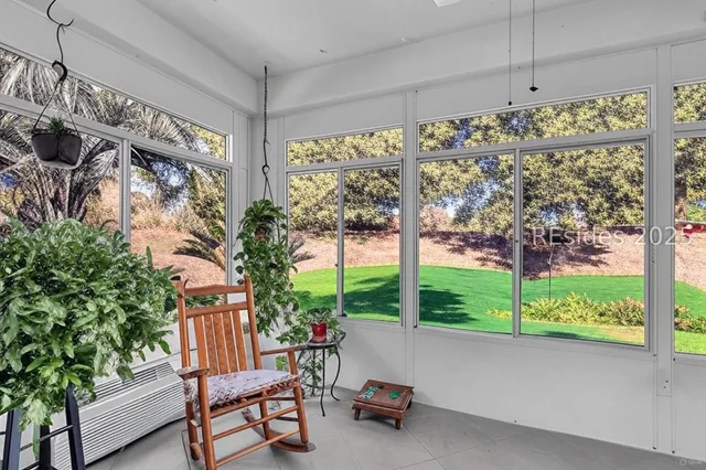 $425,000 | 10 Thomas Bee Drive, Bluffton, SC 29909