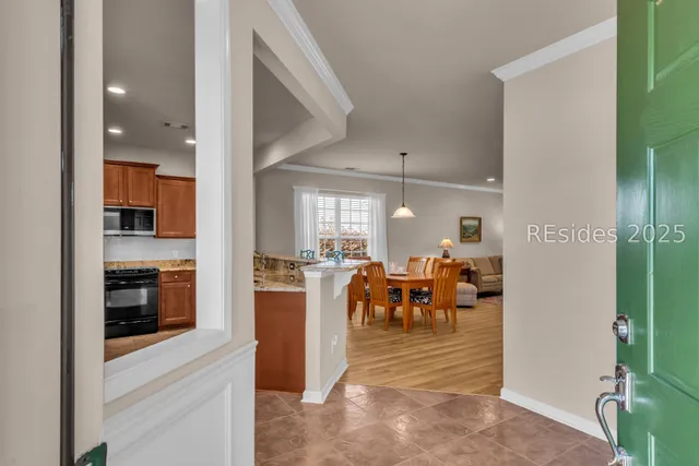 $425,000 | 10 Thomas Bee Drive, Bluffton, SC 29909